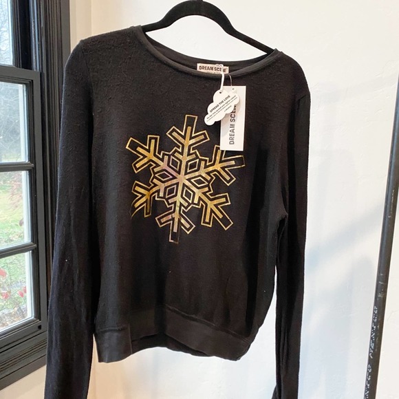 DREAM SCENE x WILDFOX Women's Back/Gold Foil Snowflake Fleece Pullover sz M NWT - Picture 7 of 9